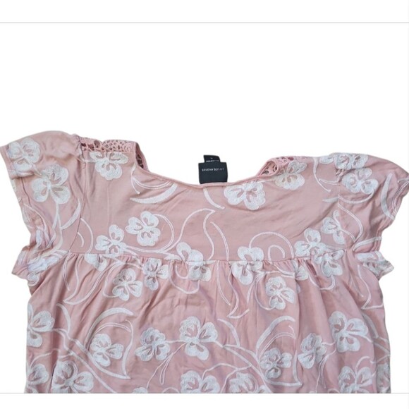 Liv Los Angeles Powder Pink Crochet Lace Embroidered Blouse Sz 1X Boho Flowy - Picture 10 of 15